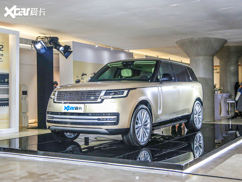 New generation land rover range rover