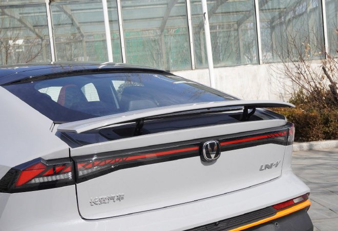 Changan's second-generation UNI-V exterior interior details are upgraded with higher value.
