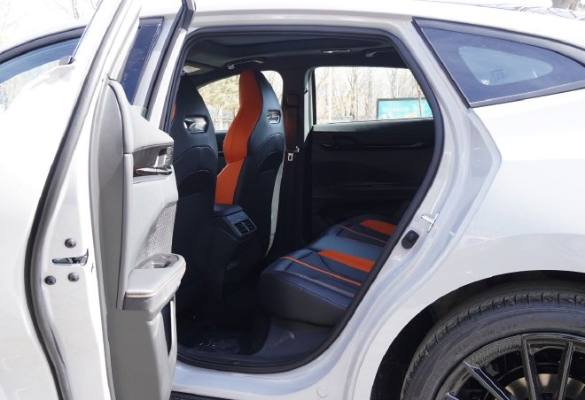 Changan's second-generation UNI-V exterior interior details are upgraded with higher value.