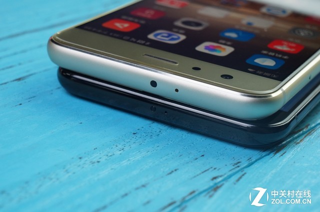 Buy Xiaomi 6 or Glory 9. There is no need to entangle after comparison.