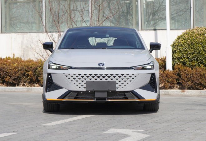 Changan's second-generation UNI-V exterior interior details are upgraded with higher value.